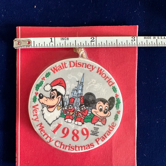 1989 Walt Disney World Parade Promo Kodak Christmas 🎅 Ornament- Sealed-🤶🎄 - Picture 2 of 3